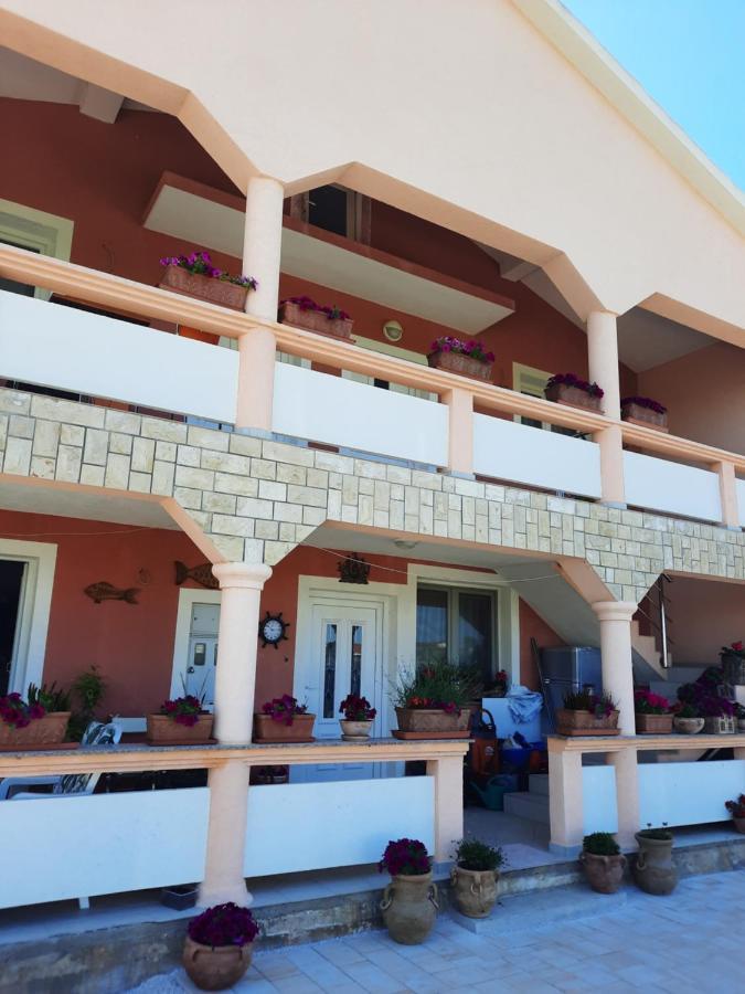 Penzion U Kapitana Apartment Вир Екстериор снимка